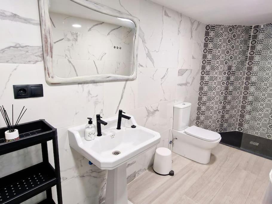 Apartamento Con Terraza Y Barbacoa Paterna Exterior foto